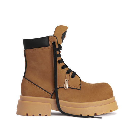 the-gigantic-wolf-tobacco-combat-boot thewolf astoud