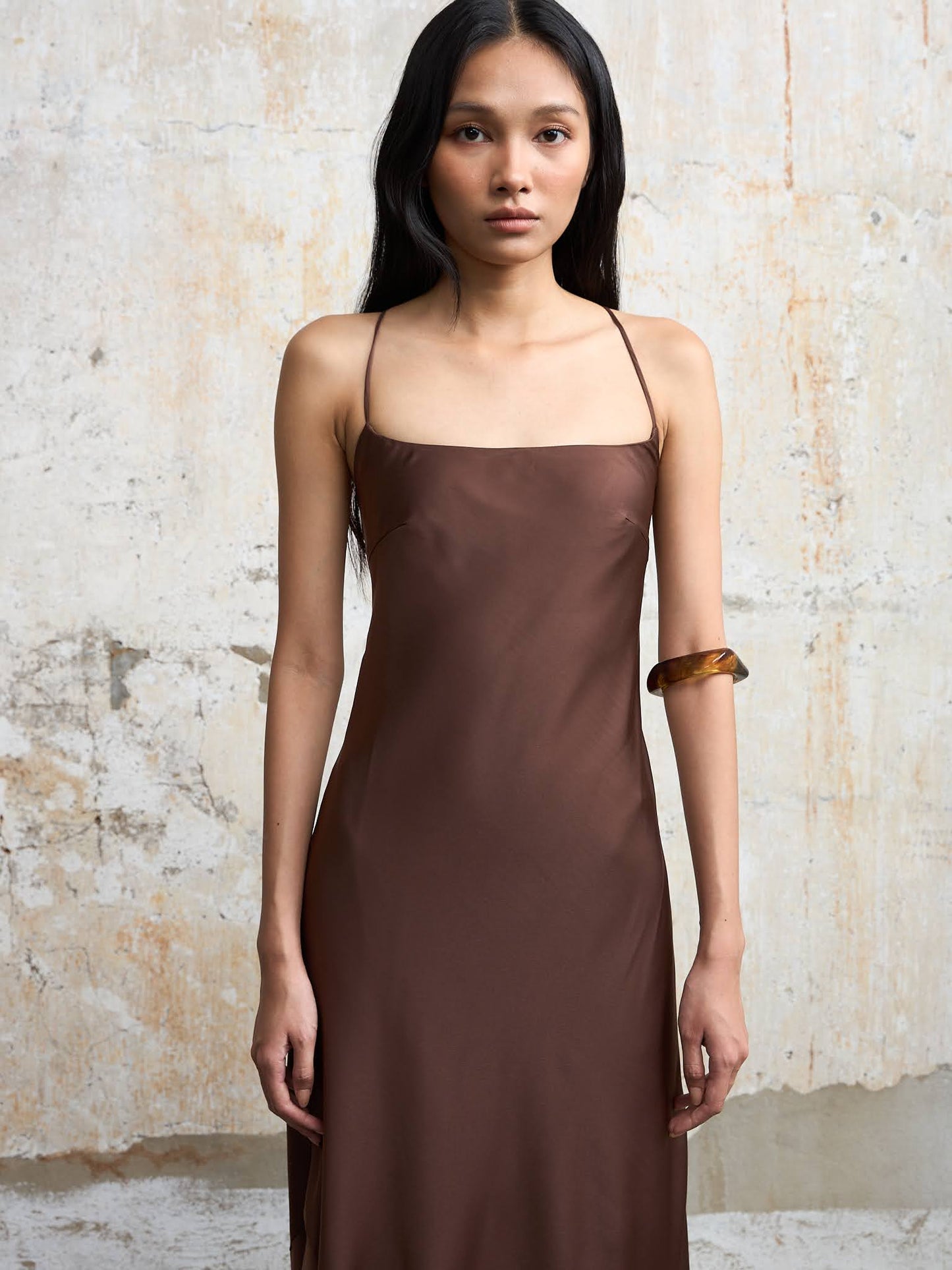 Đầm Tám Tiết Nâu