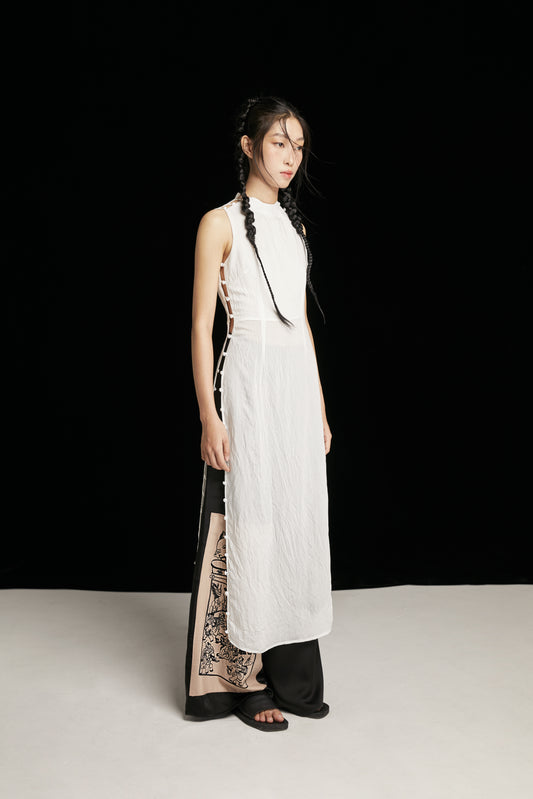 white-tired-ao-dai thome astoud